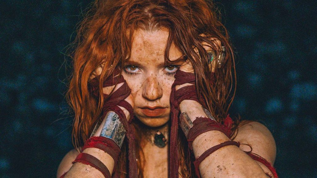 Alexia Evellyn apresenta o EP Dark Side em show inédito em São Paulo
